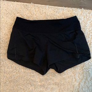 Lululemon athletic shorts size 6 Black
